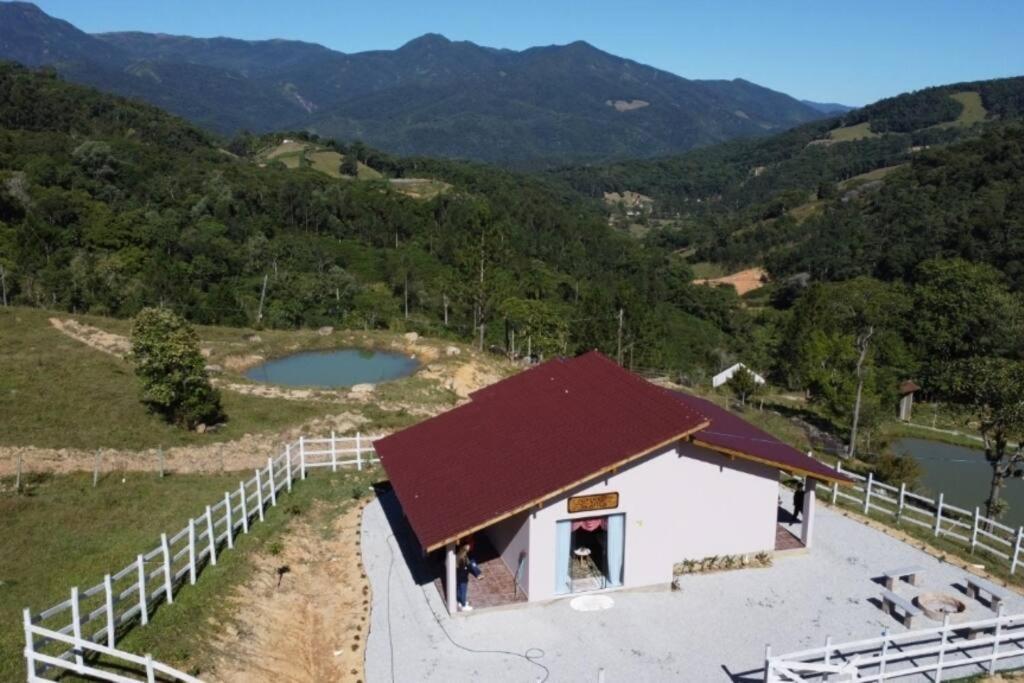 Cabana Recanto Do Arruda Para Casal Em Aguas Mornas Esterno foto