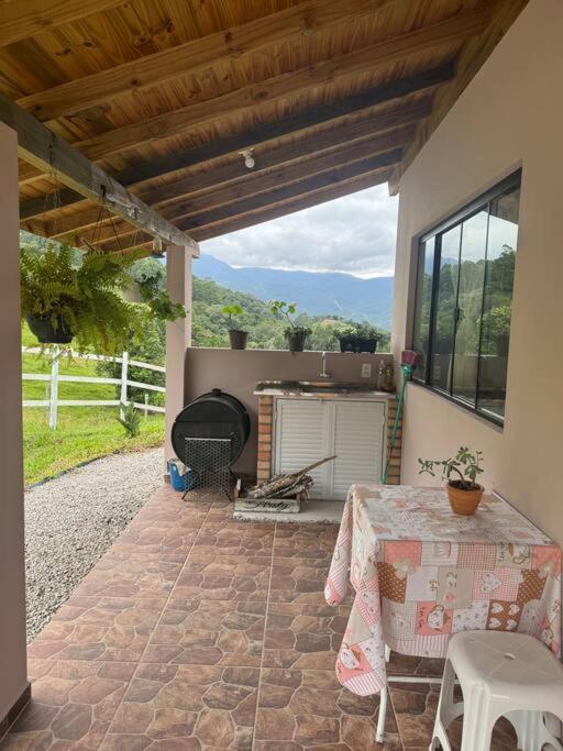Cabana Recanto Do Arruda Para Casal Em Aguas Mornas Esterno foto